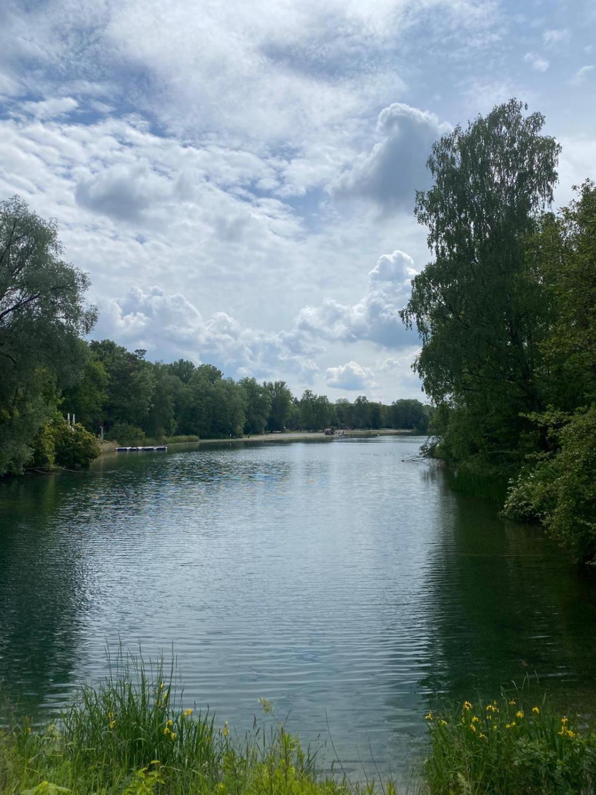 Haus Am Kuhsee Augsburg Bagian luar foto